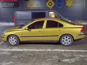 Авто Volvo S60 2001 № 7771990