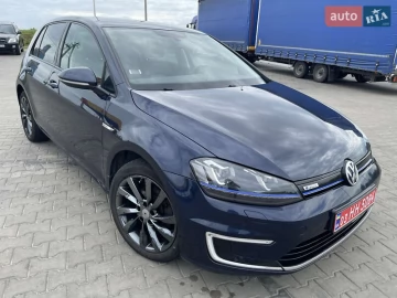 Авто Volkswagen E-Golf 2016 № 7772038