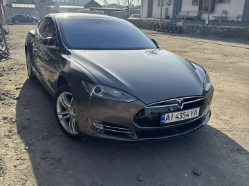 Авто Tesla Model S 2015 № 7772126
