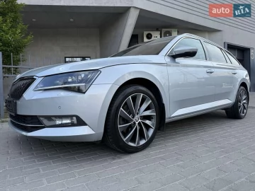 Авто Skoda Superb 2020 № 7772162