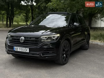 Авто Volkswagen Touareg 2018 № 7772180