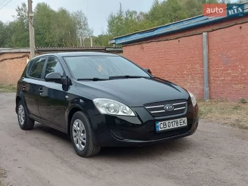 Авто KIA Ceed 2008 № 7772210