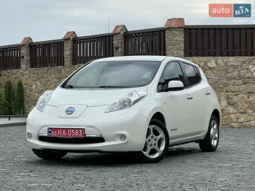 Авто Nissan Leaf 2015 № 7772260