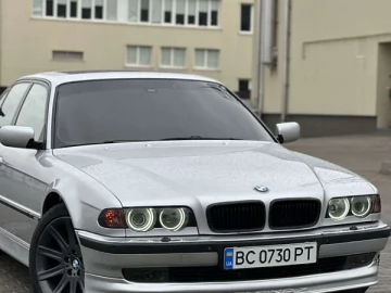 Авто BMW 7 Series 2000 № 7772311