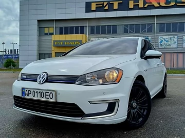 Авто Volkswagen E-Golf 2014 № 7772328