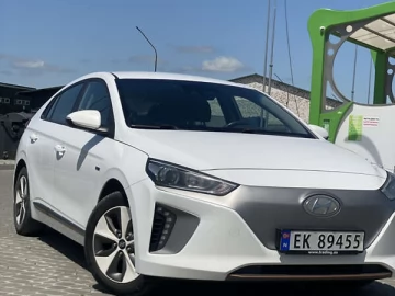 Авто Hyundai Ioniq 2017 № 7772345