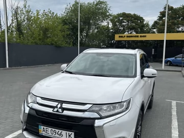 Авто Mitsubishi Outlander 2017 № 7772412