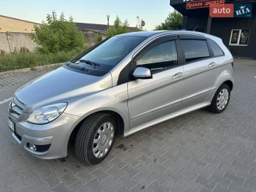 Авто Mercedes B-Class 2010 № 7772601