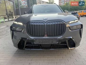 Авто BMW X7 2024 № 7772821