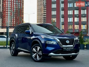 Авто Nissan Rogue 2023 № 7772931