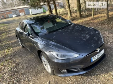 Авто Tesla Model S 2019 № 7772932
