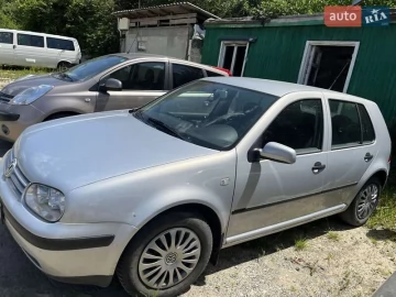 Авто Volkswagen Golf 2000 № 7772941