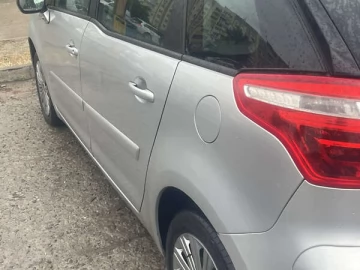 Авто Citroen C4 Picasso 2010 № 7773008