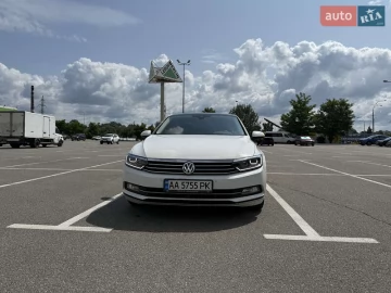 Авто Volkswagen Passat 2017 № 7773054