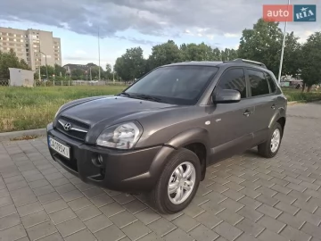 Авто Hyundai Tucson 2006 № 7773087