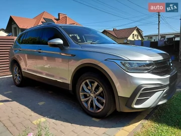 Авто Volkswagen Tiguan 2024 № 7773133