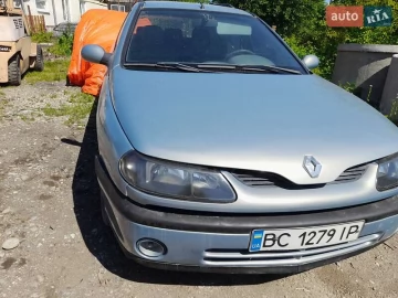 Авто Renault Laguna 2000 № 7773145