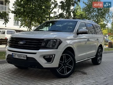 Авто Ford Expedition 2021 № 7773370