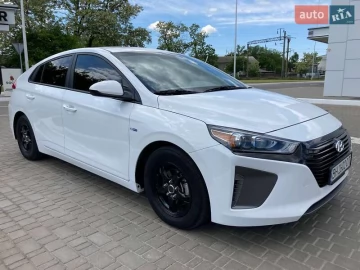 Авто Hyundai Ioniq 2018 № 7773436