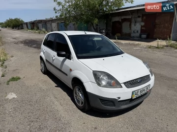 Авто Ford Fiesta 2006 № 7773488