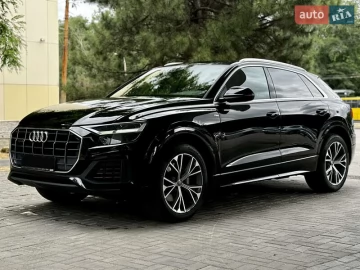Авто Audi Q8 2019 № 7773633