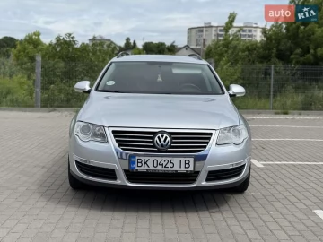 Авто Volkswagen Passat 2009 № 7773703