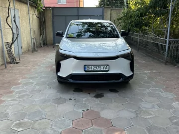 Авто Toyota Bz4X 2022 № 7773776