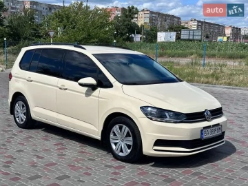 Авто Volkswagen Touran 2018 № 7773891