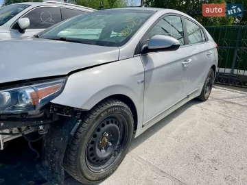 Авто Hyundai Ioniq 2018 № 7774015