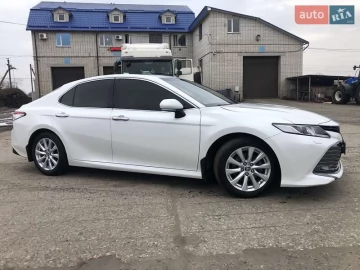 Авто Toyota Camry 2020 № 7774131