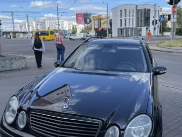 Авто Mercedes E-Class 2004 № 7774231