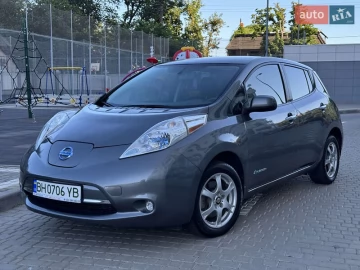 Авто Nissan Leaf 2017 № 7774258