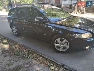 Авто Volvo V70 2011 № 7774278