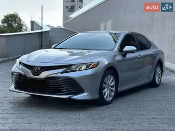 Авто Toyota Camry 2018 № 7774313