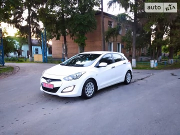 Авто Hyundai I30 2014 № 7774437