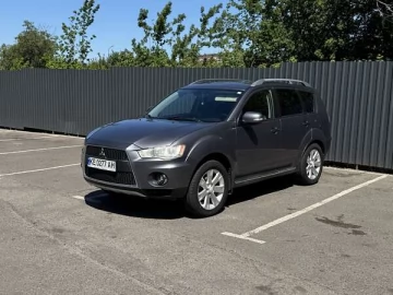 Авто Mitsubishi Outlander Xl 2010 № 7774468