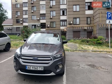 Авто Ford Escape 2018 № 7774503