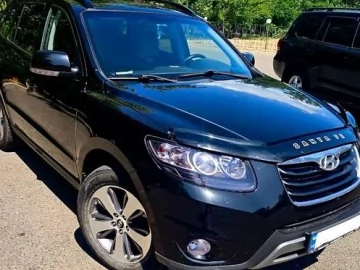 Авто Hyundai Santa Fe 2012 № 7774504