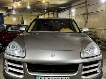 Авто Porsche Cayenne 2007 № 7774508
