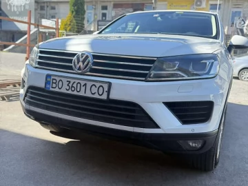 Авто Volkswagen Touareg 2016 № 7774540
