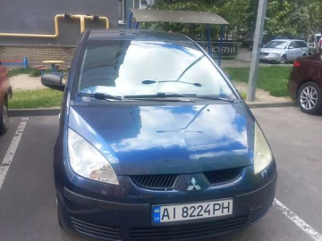 Авто Mitsubishi Colt 2004 № 7774632