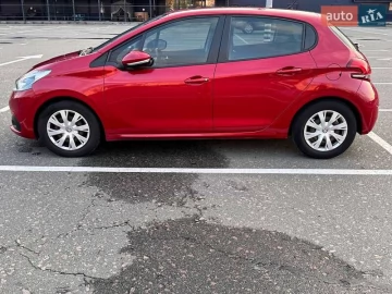 Авто Peugeot 208 2017 № 7774728