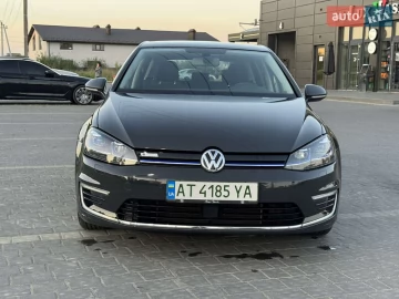 Авто Volkswagen E-Golf 2018 № 7774779