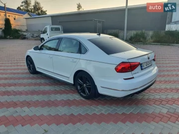 Авто Volkswagen Passat 2016 № 7774790