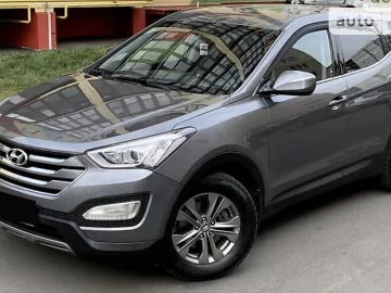 Авто Hyundai Santa Fe 2013 № 7774829
