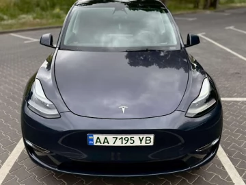 Авто Tesla Model Y 2023 № 7774860