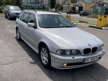 Авто BMW 5 Series 2001 № 7774944