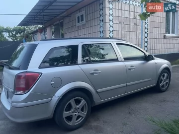Авто Opel Astra 2006 № 7775003