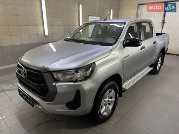 Авто Toyota Hilux 2021 № 7775084
