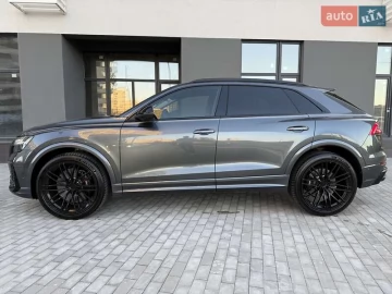 Авто Audi Rs Q8 2024 № 7775106